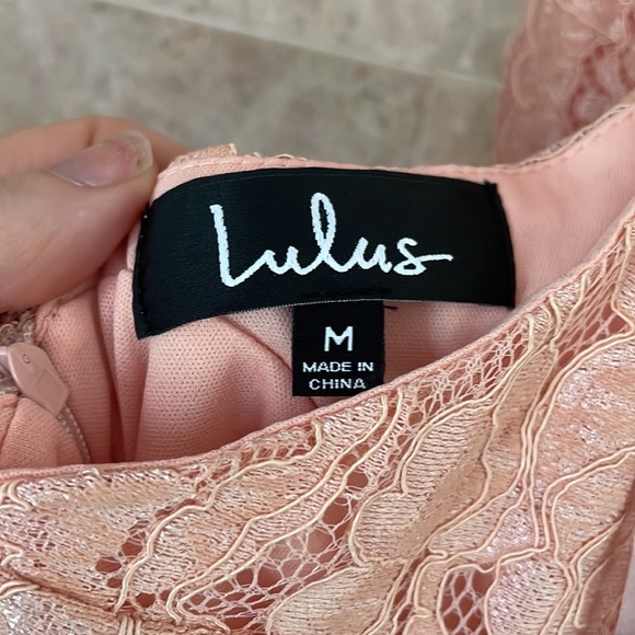 NEW NWT Blush Pink Lace Midi Dress with satin ribbon ties at back - Picture 8 of 9